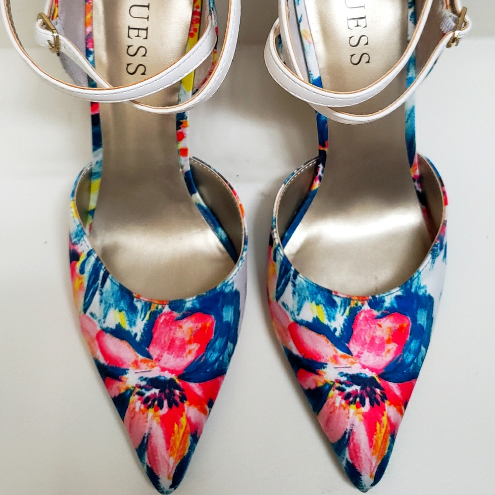 Shoes guess like new heels